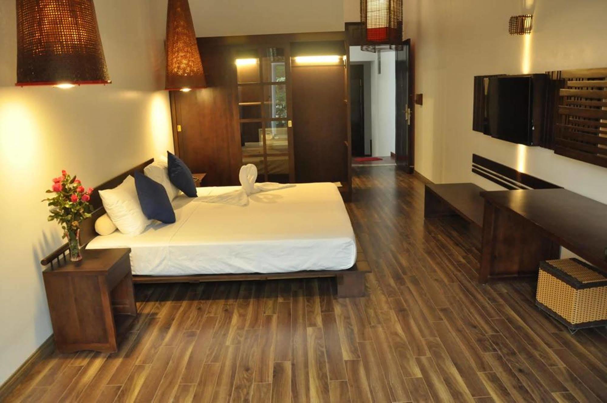 Cinnamon Cathedral Hotel Hanoi Luaran gambar